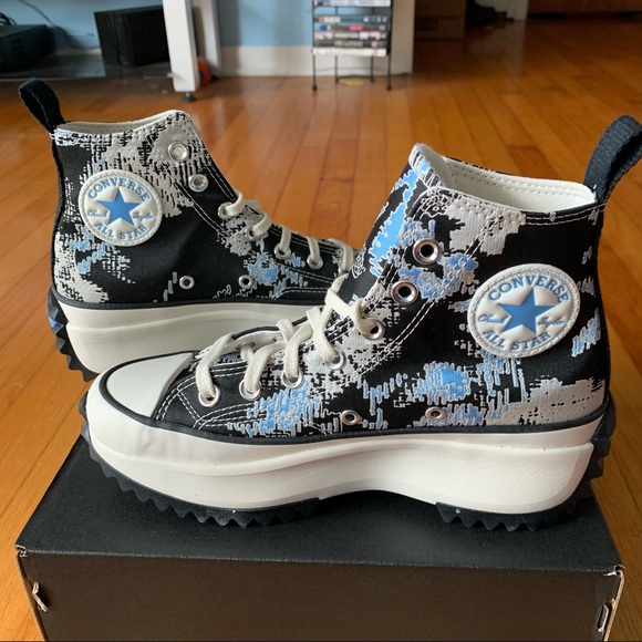Converse Shoes - NWT Converse Run Star Hike